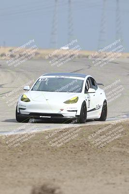 media/Oct-19-2025-Speed Ventures (Sun) [[a6e7fe67be]]/TC B/Session 2 (Outside Grapevine)/